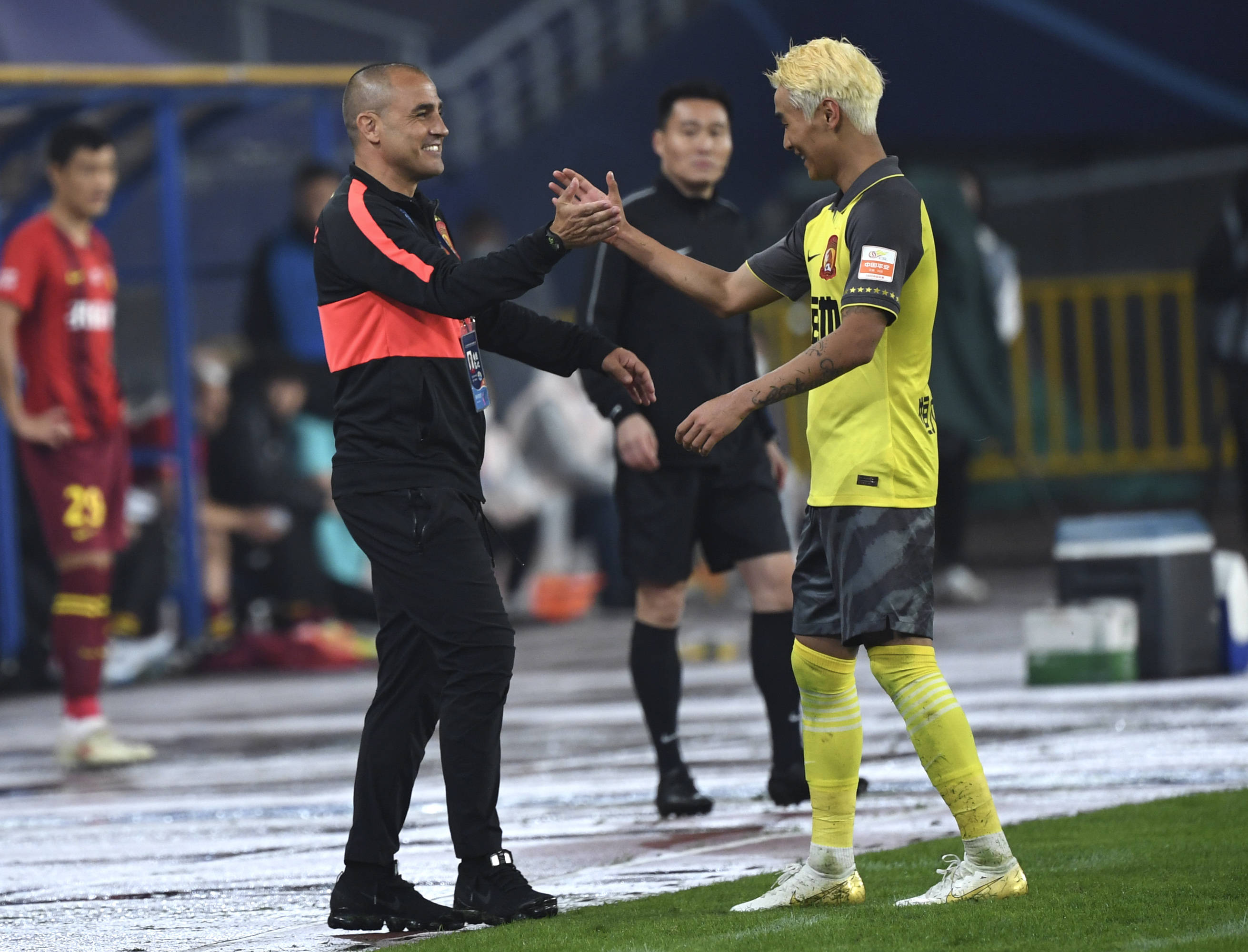 九游体育官网-Doinb在加拿大队比赛中比分优势明显，高光表现引发热议！-九游体育官网